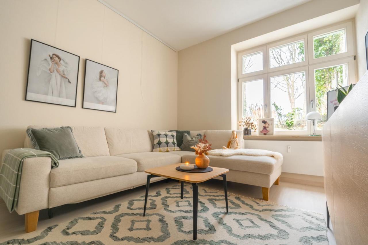 Burghofdrei Hygge & Zentral P-Platz Streaming Apartment เฟลนส์บวร์ก ภายนอก รูปภาพ