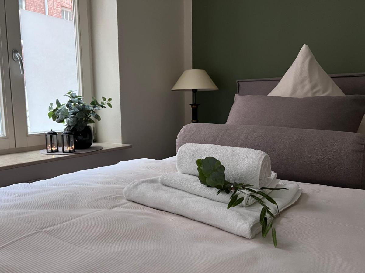 Burghofdrei Hygge & Zentral P-Platz Streaming Apartment เฟลนส์บวร์ก ภายนอก รูปภาพ