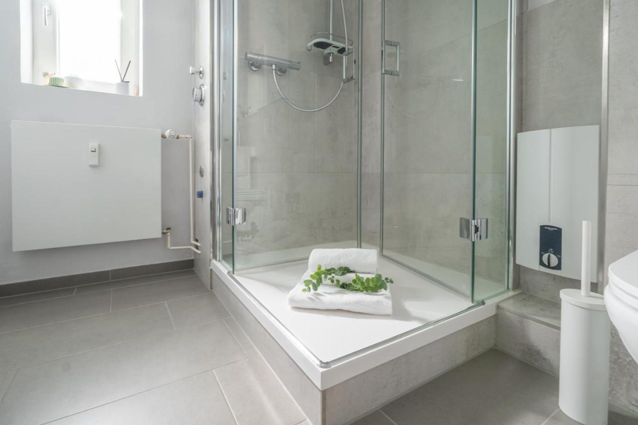 Burghofdrei Hygge & Zentral P-Platz Streaming Apartment เฟลนส์บวร์ก ภายนอก รูปภาพ