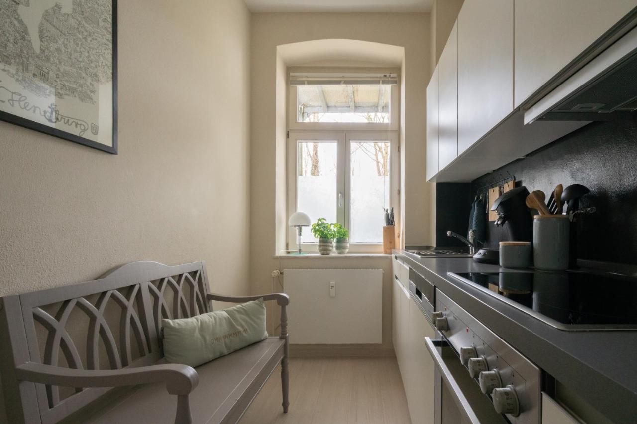 Burghofdrei Hygge & Zentral P-Platz Streaming Apartment เฟลนส์บวร์ก ภายนอก รูปภาพ
