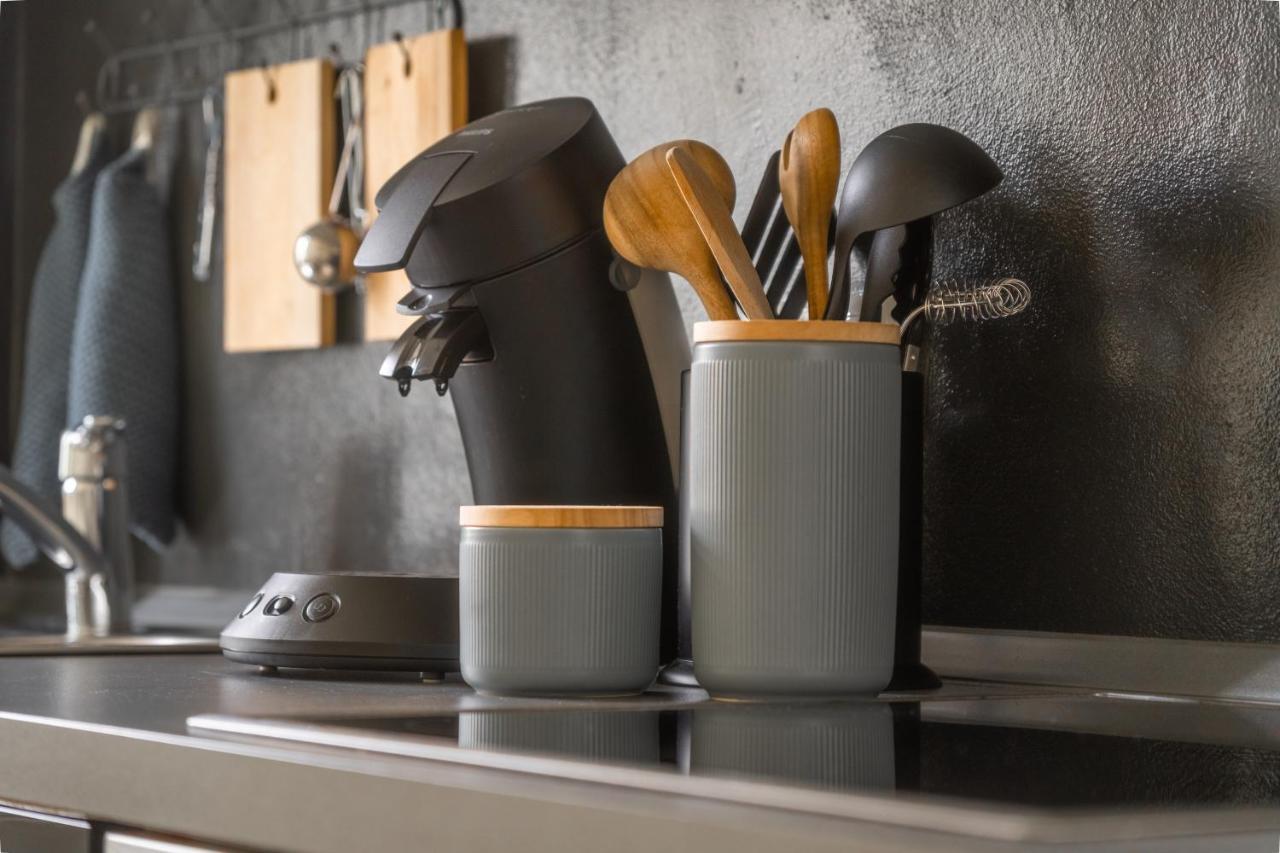 Burghofdrei Hygge & Zentral P-Platz Streaming Apartment เฟลนส์บวร์ก ภายนอก รูปภาพ
